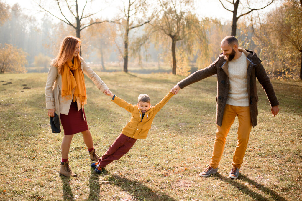Fall family photoshoot for three

